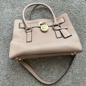 Used Michael Kors Hamilton EW Satchel color Fawn